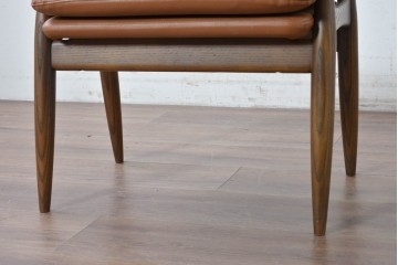 中古　美品　FUJI FURNITURE(冨士ファニチア)　Mysa(ミーサ)　上品でモダンなリクライニングチェアとスツールのセット　定価約24万円　(R-087263)