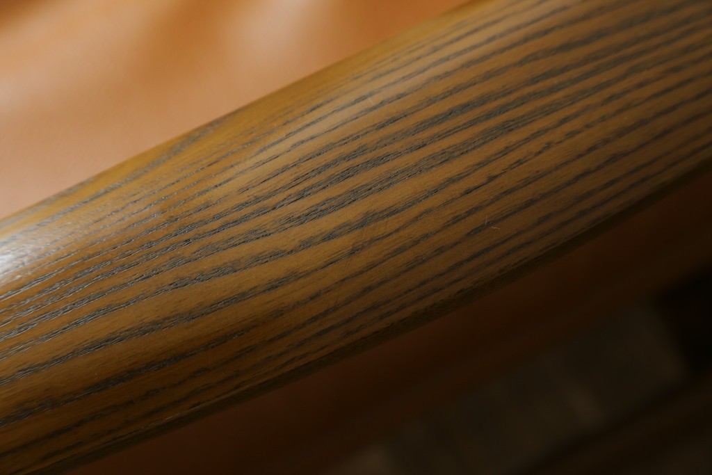 中古　美品　FUJI FURNITURE(冨士ファニチア)　Mysa(ミーサ)　上品でモダンなリクライニングチェアとスツールのセット　定価約24万円　(R-087263)