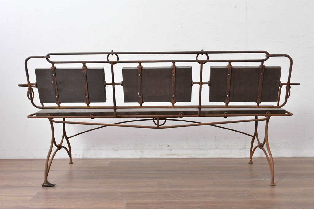 【簡易リペア限定品】ヨーロッパヴィンテージ　リング装飾が目を惹くアイアンベンチ　(R-087264)