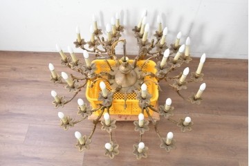 ヴィンテージ　YAMAGIWA(ヤマギワ)取り扱い　クラシックなキャンドルスタイル　圧巻の36灯シャンデリア　当時定価約200万円　(R-087265)