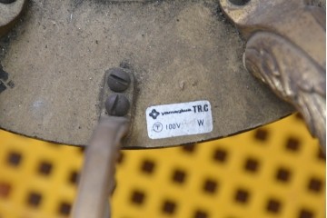 ヴィンテージ　YAMAGIWA(ヤマギワ)取り扱い　クラシックなキャンドルスタイル　圧巻の36灯シャンデリア　当時定価約200万円　(R-087265)