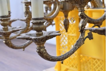 ヴィンテージ　YAMAGIWA(ヤマギワ)取り扱い　クラシックなキャンドルスタイル　圧巻の36灯シャンデリア　当時定価約200万円　(R-087265)