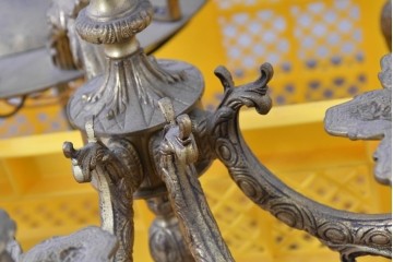 ヴィンテージ　YAMAGIWA(ヤマギワ)取り扱い　クラシックなキャンドルスタイル　圧巻の36灯シャンデリア　当時定価約200万円　(R-087265)