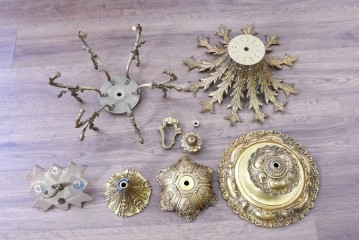 ヴィンテージ　YAMAGIWA(ヤマギワ)取り扱い　クラシックなキャンドルスタイル　圧巻の36灯シャンデリア　当時定価約200万円　(R-087265)