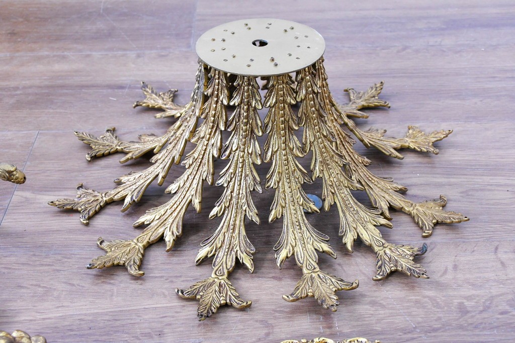 ヴィンテージ　YAMAGIWA(ヤマギワ)取り扱い　クラシックなキャンドルスタイル　圧巻の36灯シャンデリア　当時定価約200万円　(R-087265)