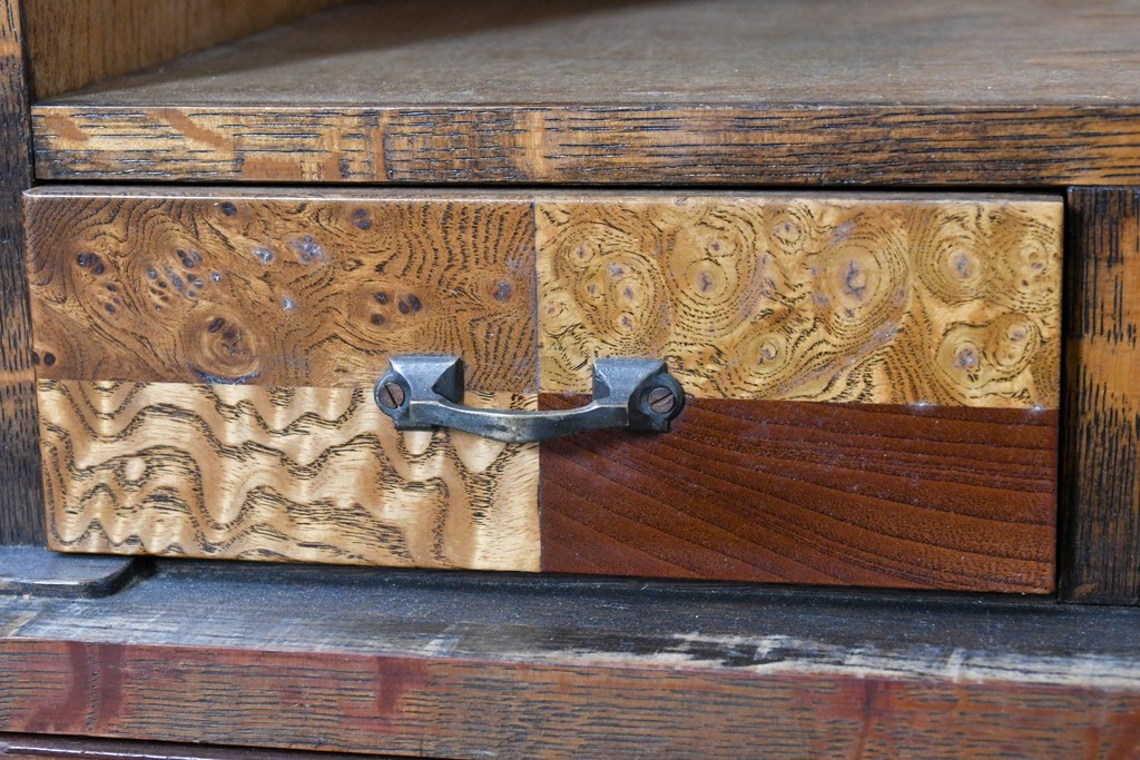 和製アンティーク　引き出しのパーケットリーがお洒落な色ガラス入り本箱　(R-087268)