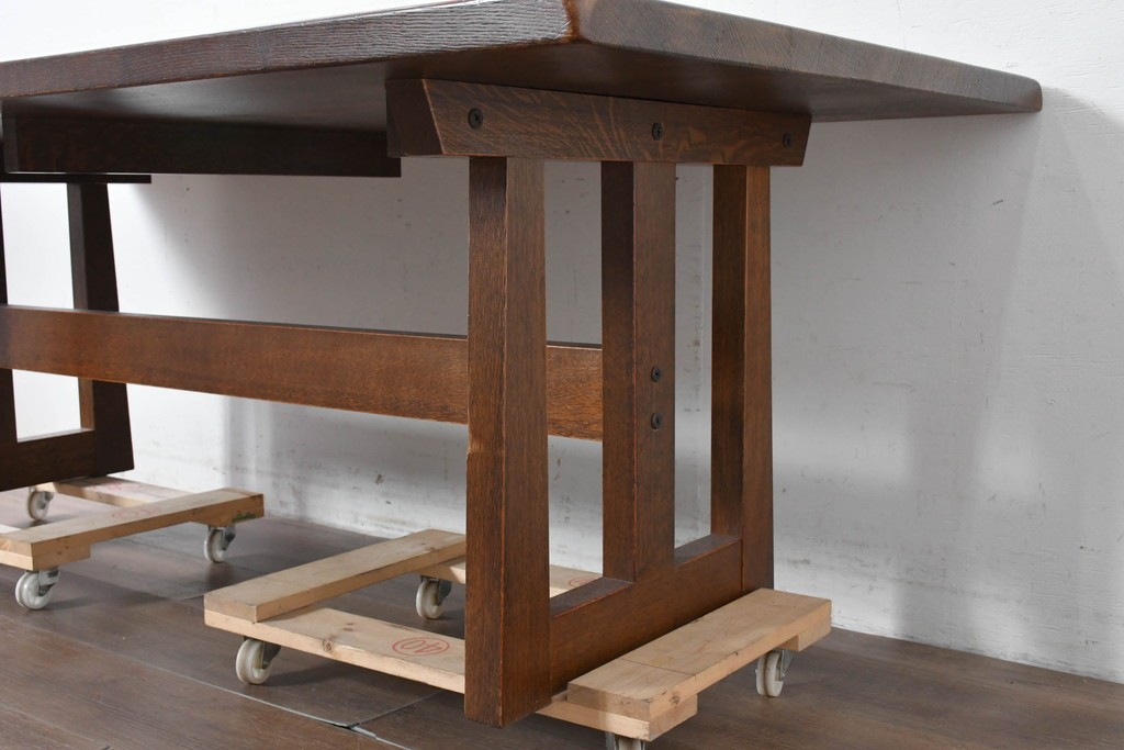 中古　美品　希少な廃番品　三越家具(現カントリーハウス)　Brugge(ブルージュ)　木目の美しい6人掛けダイニングテーブル　(R-087270)