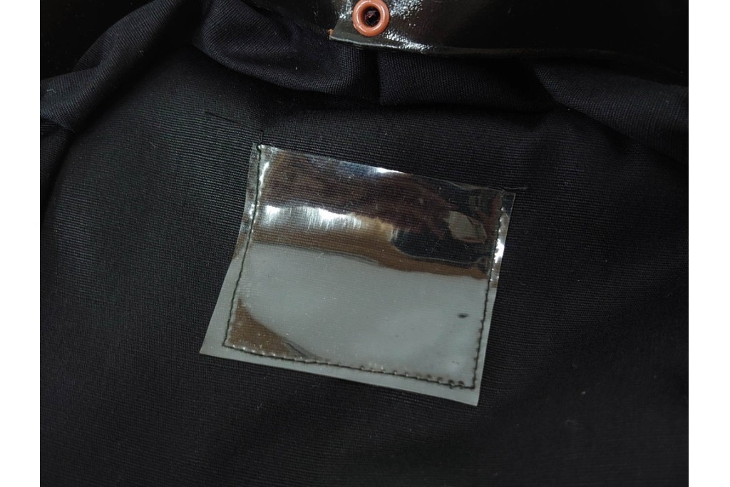 当時物　日本国有鉄道(国鉄)　手廻品運搬人の赤帽　(R-087272)