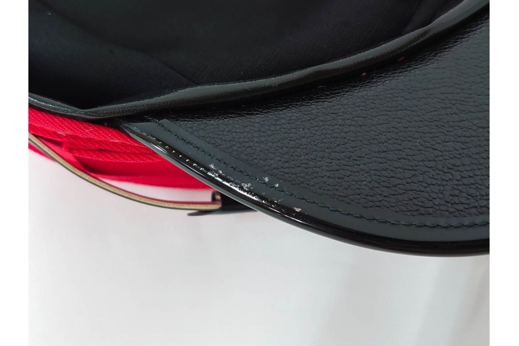 当時物　日本国有鉄道(国鉄)　手廻品運搬人の赤帽　(R-087272)