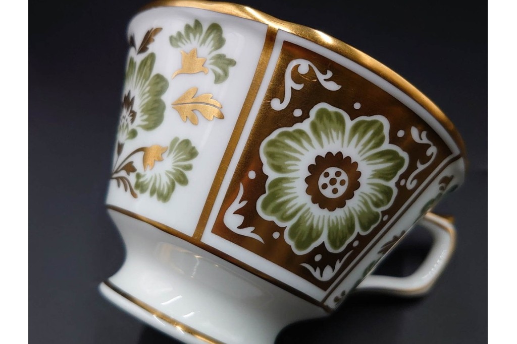 ROYAL CROWN DERBY(ロイヤルクラウンダービー)/グリーンダービーパネル　Richard Ginori(リチャードジノリ)/ジオ・ポンティ　カップ&ソーサー2点セット　(R-087287)