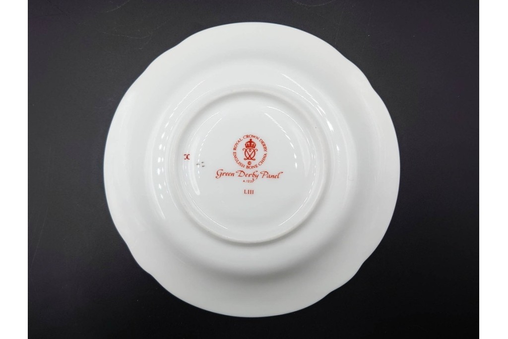 ROYAL CROWN DERBY(ロイヤルクラウンダービー)/グリーンダービーパネル　Richard Ginori(リチャードジノリ)/ジオ・ポンティ　カップ&ソーサー2点セット　(R-087287)