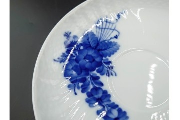 デンマーク製　ROYAL COPENHAGEN(ロイヤルコペンハーゲン)　プリンセス(1客)　ブルーフラワー(2客)　上品なティーカップ&ソーサー3客セット　(R-087289)