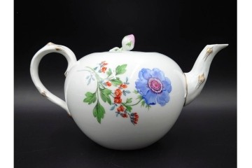 ドイツ製　Meissen(マイセン)　ベーシックフラワー　気品漂う二つ花がデザインされたティーポット　(R-087290)