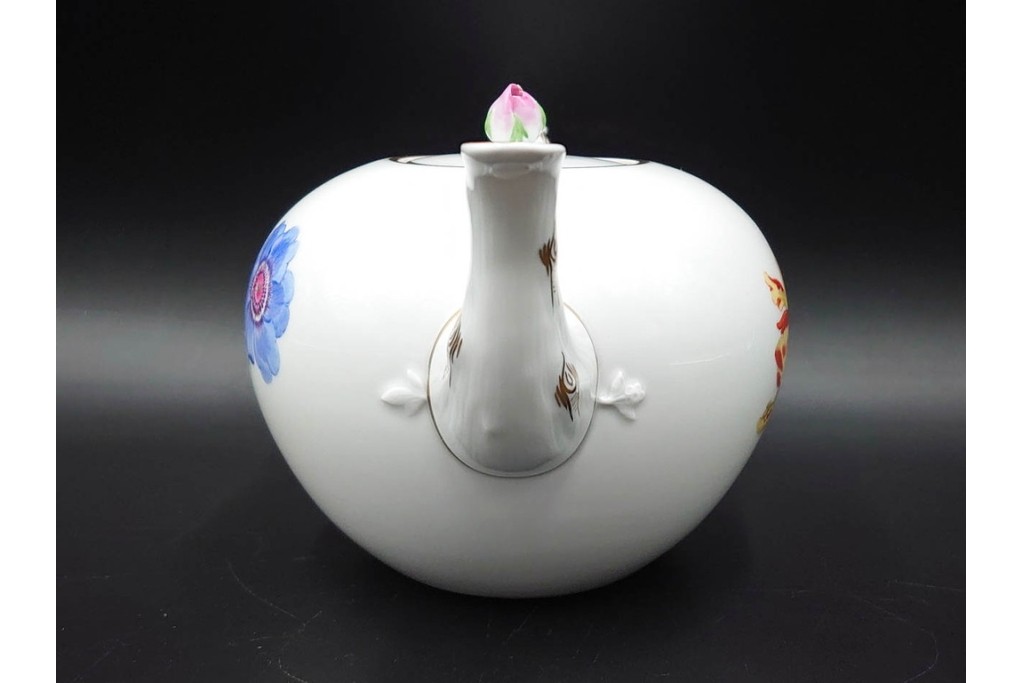 ドイツ製　Meissen(マイセン)　ベーシックフラワー　気品漂う二つ花がデザインされたティーポット　(R-087290)