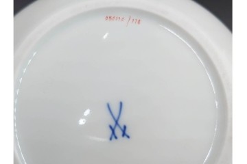 ドイツ製　Meissen(マイセン)　ベーシックフラワー　気品漂う二つ花がデザインされたティーポット　(R-087290)