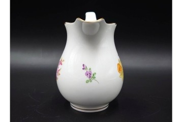 ドイツ製　Meissen(マイセン)　ベーシックフラワー　二つ花のデザインが上品なシュガーポット・クリーマーのセット　(R-087291)
