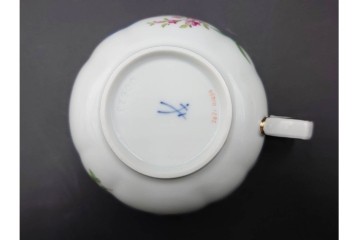 ドイツ製　Meissen(マイセン)　ベーシックフラワー　二つ花デザイン　気品漂うトリオ2客セット　(R-087292)