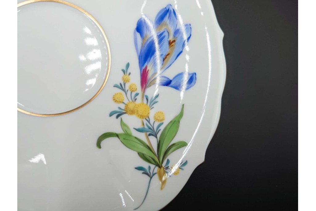 ドイツ製　Meissen(マイセン)　ベーシックフラワー　二つ花デザイン　気品漂うトリオ2客セット　(R-087292)