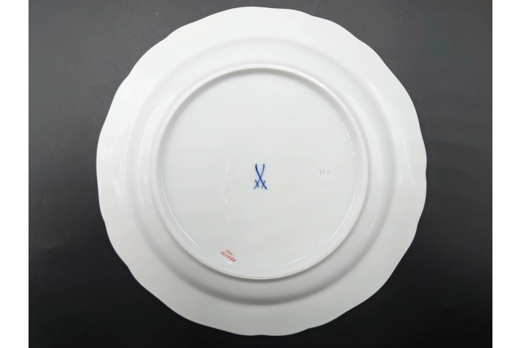 ドイツ製　Meissen(マイセン)　ベーシックフラワー　二つ花デザイン　気品漂うトリオ2客セット　(R-087292)