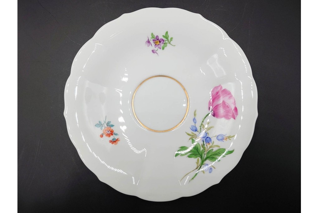 ドイツ製　Meissen(マイセン)　ベーシックフラワー　二つ花デザイン　気品漂うトリオ2客セット　(R-087292)