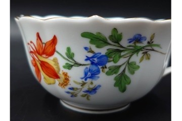 ドイツ製　Meissen(マイセン)　ベーシックフラワー　二つ花デザイン　気品漂うトリオ2客セット　(R-087293)