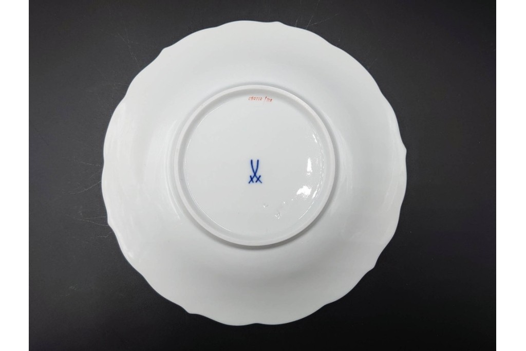 ドイツ製　Meissen(マイセン)　ベーシックフラワー　二つ花デザイン　気品漂うトリオ2客セット　(R-087293)