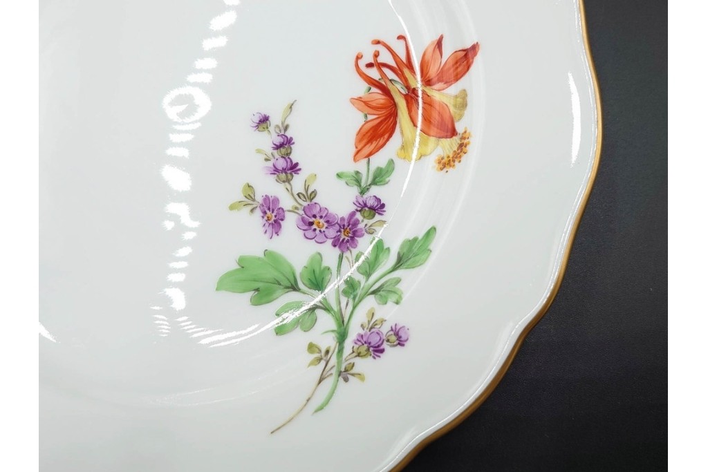 ドイツ製　Meissen(マイセン)　ベーシックフラワー　二つ花デザイン　気品漂うトリオ2客セット　(R-087293)