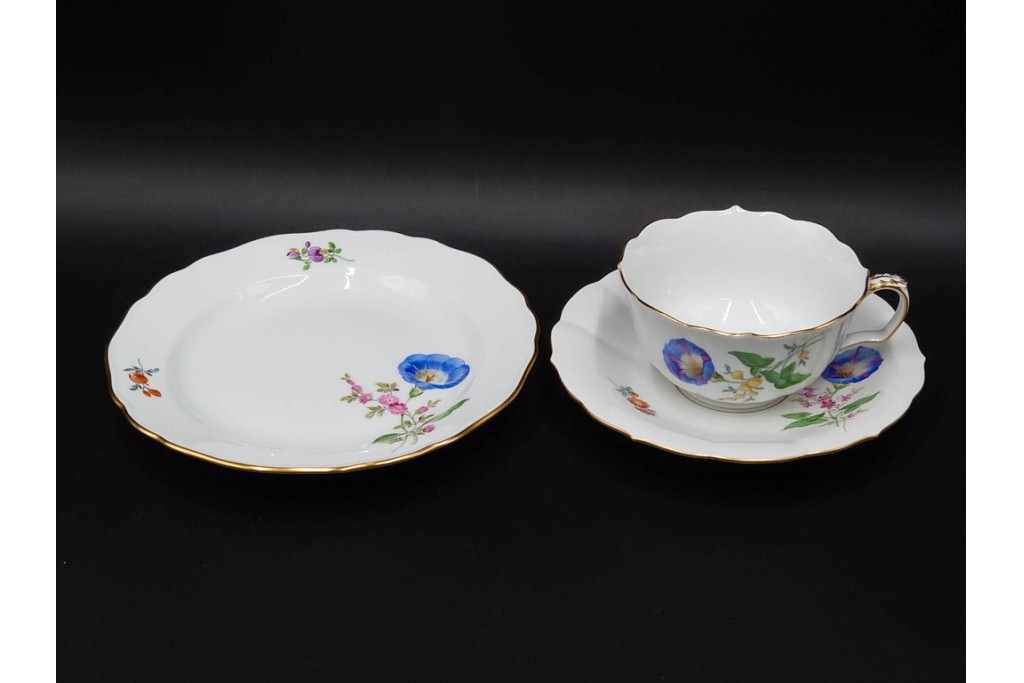 ドイツ製　Meissen(マイセン)　ベーシックフラワー　二つ花デザイン　気品漂うトリオ2客セット　(R-087293)