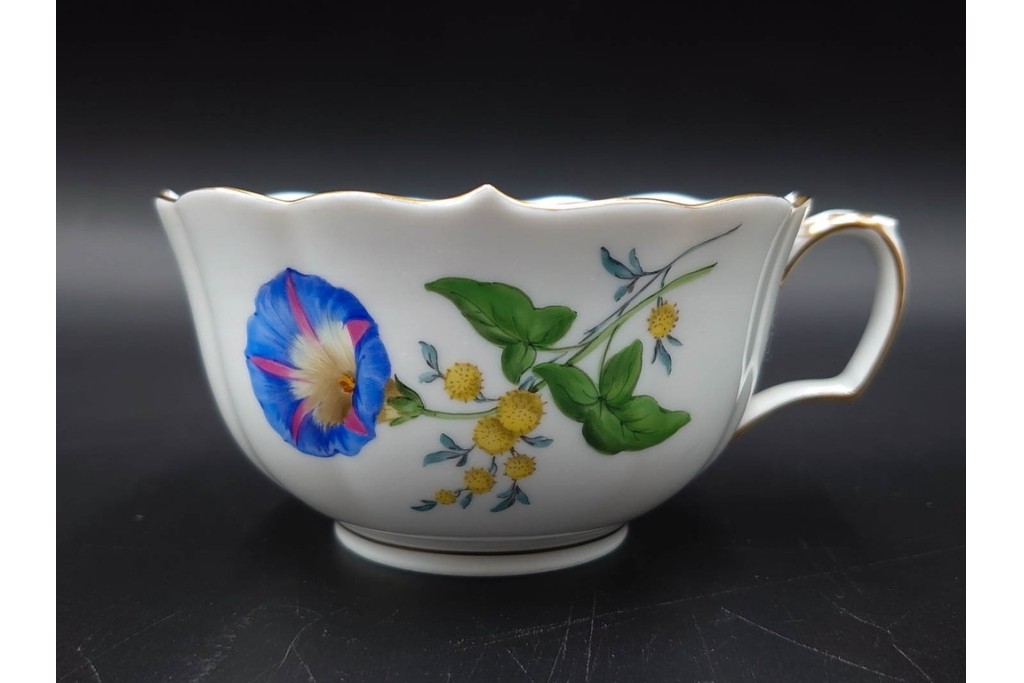 ドイツ製　Meissen(マイセン)　ベーシックフラワー　二つ花デザイン　気品漂うトリオ2客セット　(R-087293)