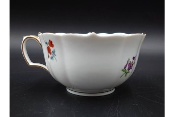 ドイツ製　Meissen(マイセン)　ベーシックフラワー　二つ花デザイン　気品漂うトリオ2客セット　(R-087293)