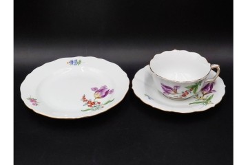 ドイツ製　Meissen(マイセン)　ベーシックフラワー　二つ花デザイン　気品漂うトリオ2客セット　(R-087294)