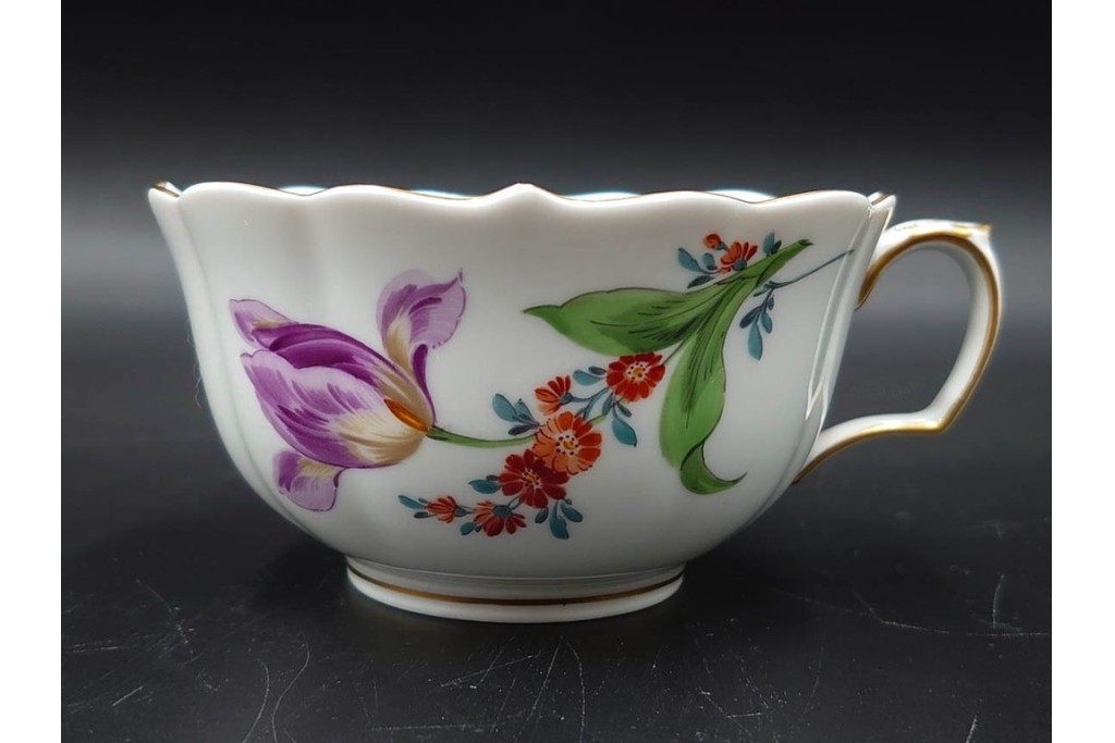 ドイツ製　Meissen(マイセン)　ベーシックフラワー　二つ花デザイン　気品漂うトリオ2客セット　(R-087294)