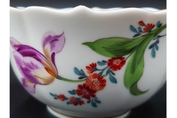 ドイツ製　Meissen(マイセン)　ベーシックフラワー　二つ花デザイン　気品漂うトリオ2客セット　(R-087294)