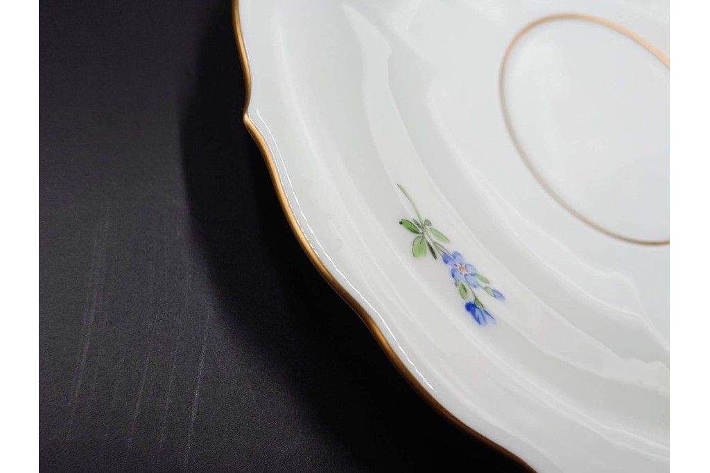 ドイツ製　Meissen(マイセン)　ベーシックフラワー　二つ花デザイン　気品漂うトリオ2客セット　(R-087294)