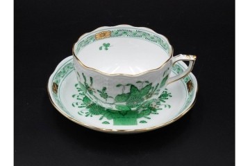 ハンガリー製　HEREND(ヘレンド)　ティーカップ&ソーサー(インドの華)・オーバルディッシュ(アポニー・グリーン)のセット　定価(2点合計)約9万4千円　(R-087295)