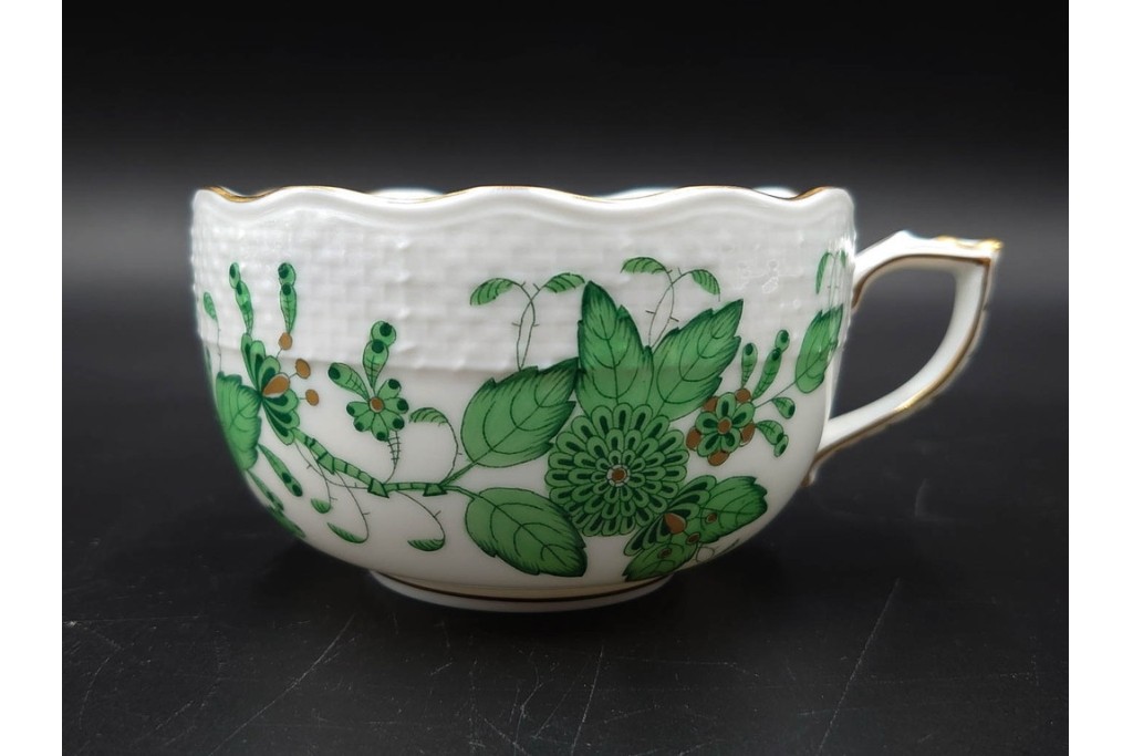 ハンガリー製　HEREND(ヘレンド)　ティーカップ&ソーサー(インドの華)・オーバルディッシュ(アポニー・グリーン)のセット　定価(2点合計)約9万4千円　(R-087295)