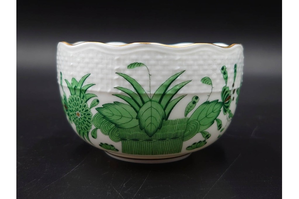 ハンガリー製　HEREND(ヘレンド)　ティーカップ&ソーサー(インドの華)・オーバルディッシュ(アポニー・グリーン)のセット　定価(2点合計)約9万4千円　(R-087295)