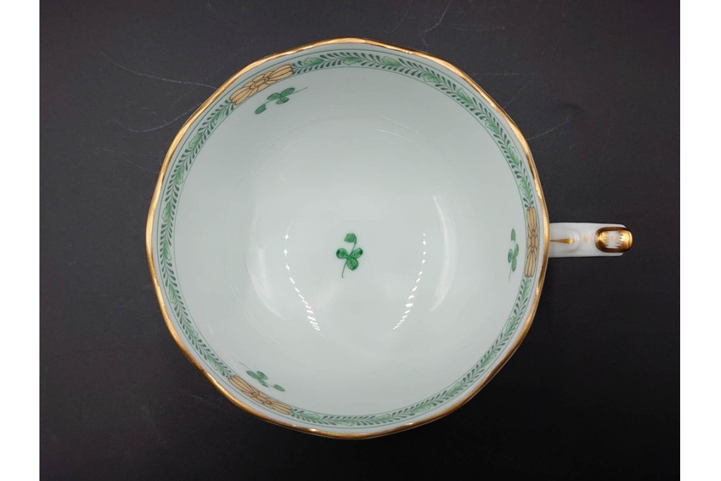 ハンガリー製　HEREND(ヘレンド)　ティーカップ&ソーサー(インドの華)・オーバルディッシュ(アポニー・グリーン)のセット　定価(2点合計)約9万4千円　(R-087295)