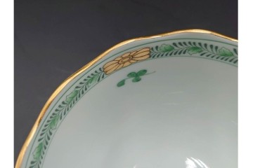 ハンガリー製　HEREND(ヘレンド)　ティーカップ&ソーサー(インドの華)・オーバルディッシュ(アポニー・グリーン)のセット　定価(2点合計)約9万4千円　(R-087295)