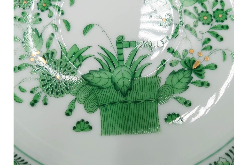 ハンガリー製　HEREND(ヘレンド)　ティーカップ&ソーサー(インドの華)・オーバルディッシュ(アポニー・グリーン)のセット　定価(2点合計)約9万4千円　(R-087295)