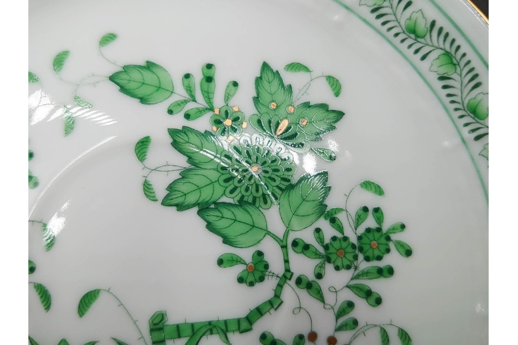 ハンガリー製　HEREND(ヘレンド)　ティーカップ&ソーサー(インドの華)・オーバルディッシュ(アポニー・グリーン)のセット　定価(2点合計)約9万4千円　(R-087295)