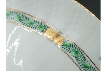 ハンガリー製　HEREND(ヘレンド)　ティーカップ&ソーサー(インドの華)・オーバルディッシュ(アポニー・グリーン)のセット　定価(2点合計)約9万4千円　(R-087295)