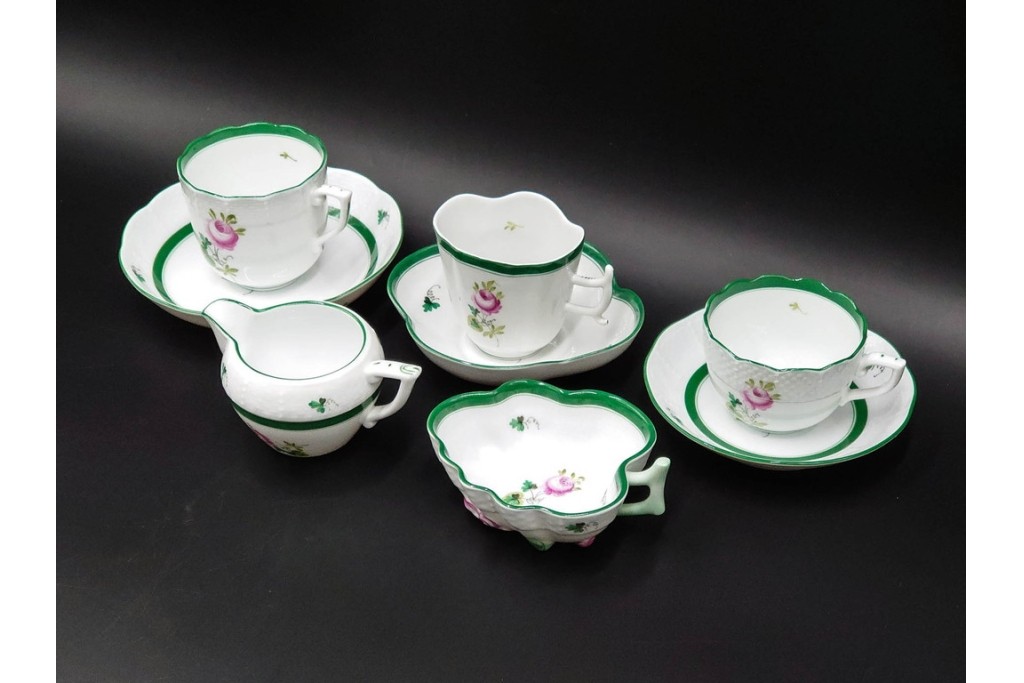 ハンガリー製　HEREND(ヘレンド)　ウィーンの薔薇　カップ&ソーサー3客・クリーマー・オープンシュガーのセット　(R-087297)