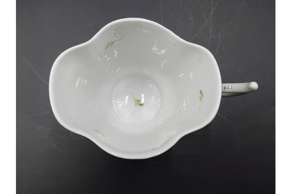 ハンガリー製　HEREND(ヘレンド)　ウィーンの薔薇　カップ&ソーサー3客・クリーマー・オープンシュガーのセット　(R-087297)