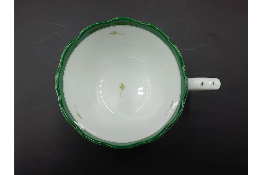 ハンガリー製　HEREND(ヘレンド)　ウィーンの薔薇　カップ&ソーサー3客・クリーマー・オープンシュガーのセット　(R-087297)