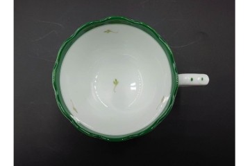 ハンガリー製　HEREND(ヘレンド)　ウィーンの薔薇　カップ&ソーサー3客・クリーマー・オープンシュガーのセット　(R-087297)