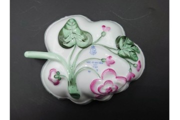 ハンガリー製　HEREND(ヘレンド)　ウィーンの薔薇　カップ&ソーサー3客・クリーマー・オープンシュガーのセット　(R-087297)