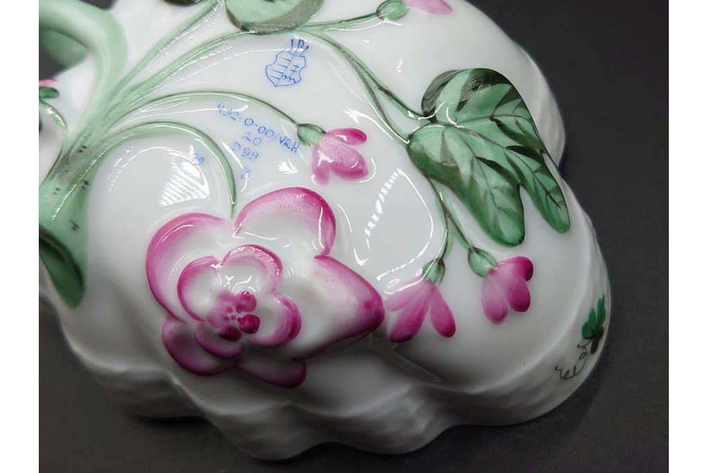 ハンガリー製　HEREND(ヘレンド)　ウィーンの薔薇　カップ&ソーサー3客・クリーマー・オープンシュガーのセット　(R-087297)