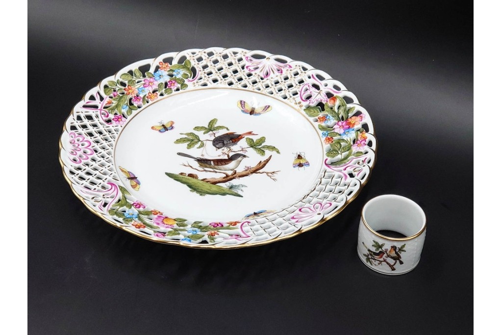 ハンガリー　ヘレンド(HEREND)　ロスチャイルド・バードシリーズ　上品なプレートとナプキンリングのセット　(R-087317)