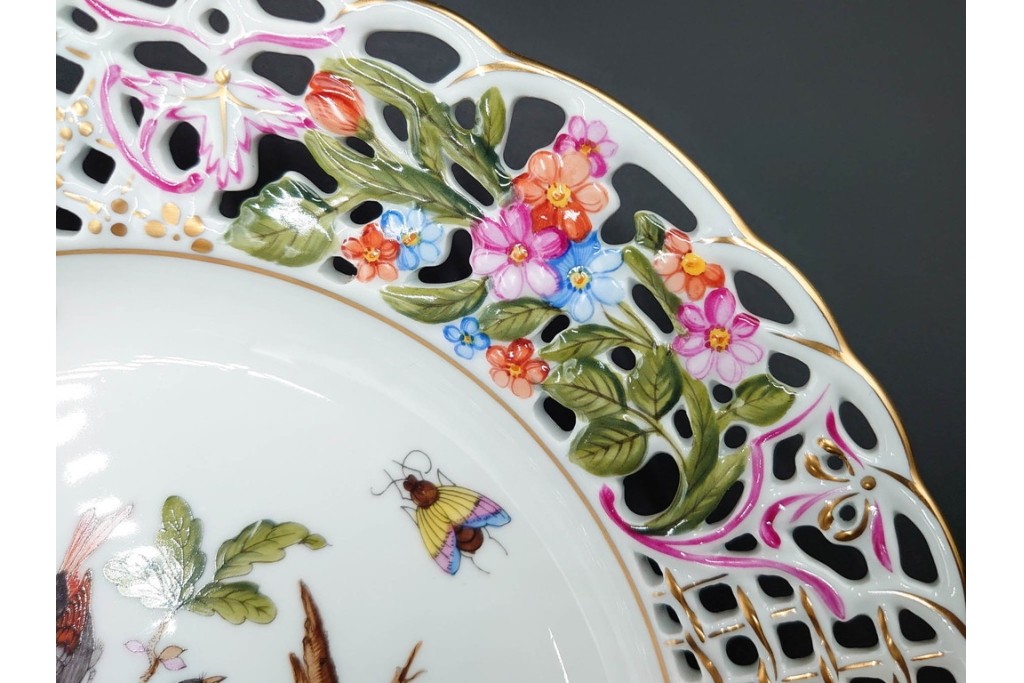 ハンガリー　ヘレンド(HEREND)　ロスチャイルド・バードシリーズ　上品なプレートとナプキンリングのセット　(R-087317)